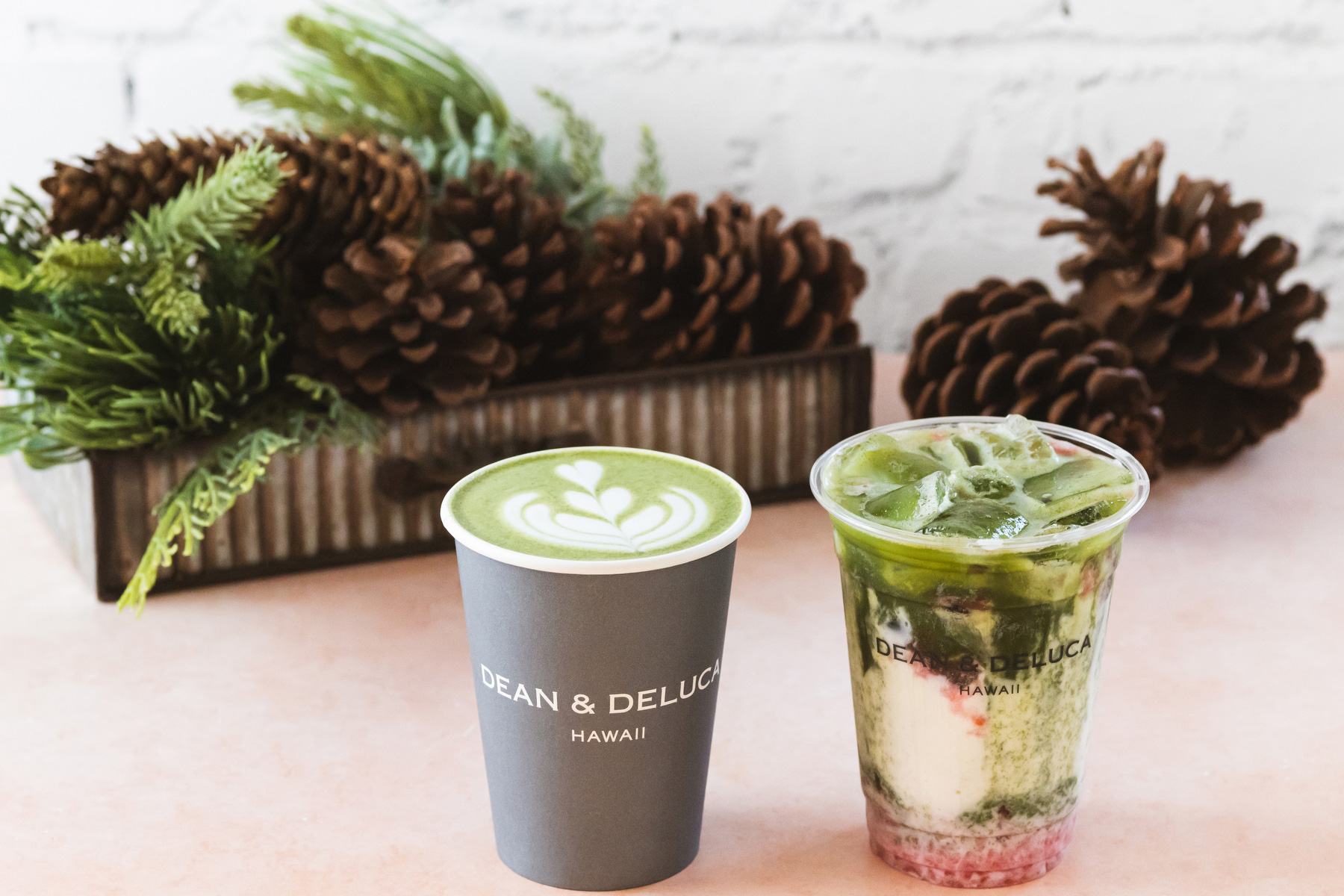 CUZEN MATCHA RASPBERRY Latte<br/>Seasonal Special Launching<br/>DECEMBER 10 at all locations