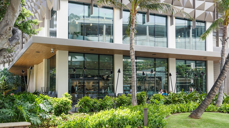 THE RITZ-CARLTON RESIDENCES, WAIKIKI BEACH STORE