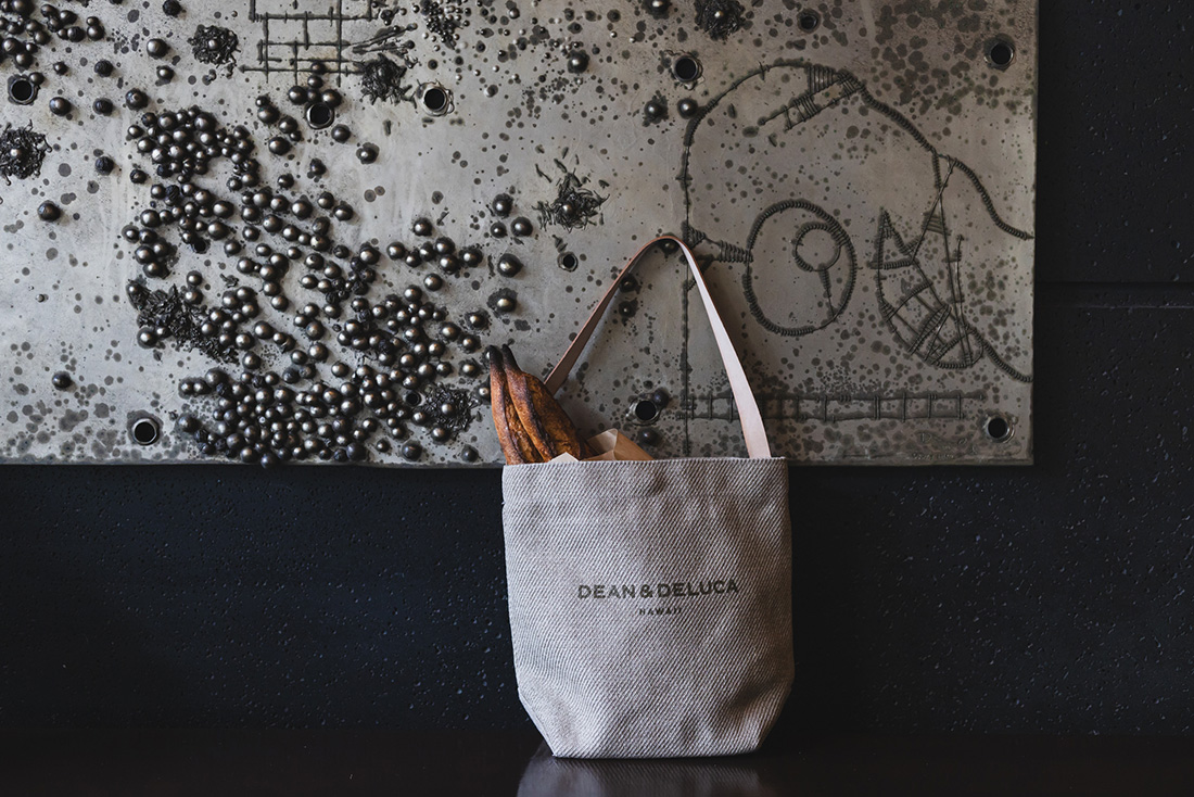 DEAN & DELUCA HAWAII 10TH ANNIVERSARY LINEN LEATHER HANDLE BUCKET TOTE